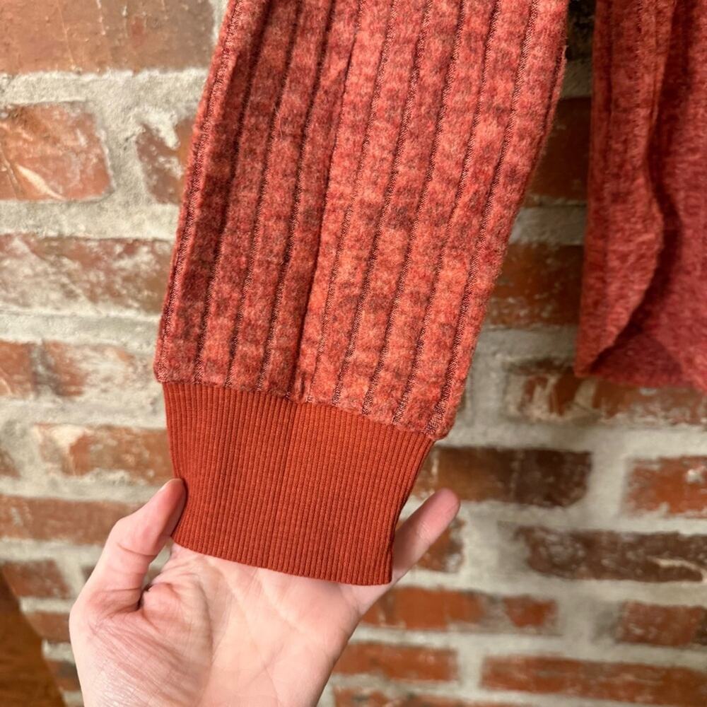 S18 - Rust Red Ribbed Long Sleeve Sweater - Picture 2 of 7
